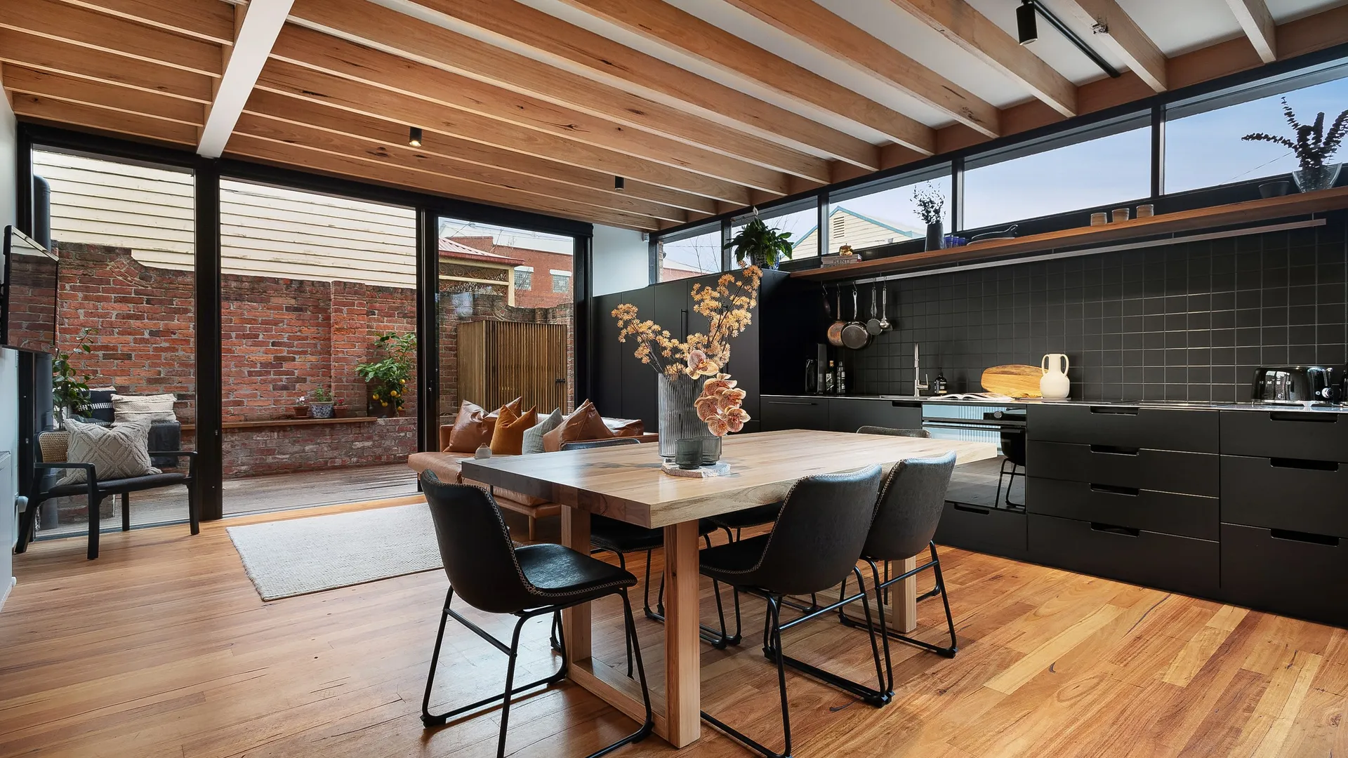Merton, Albert Park, exterior, renovation by TCON