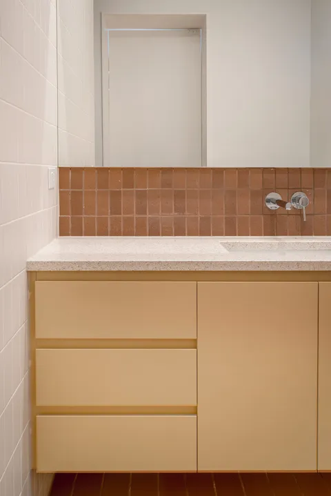 Oak Home, Abbotsford, bathroom, by TCON