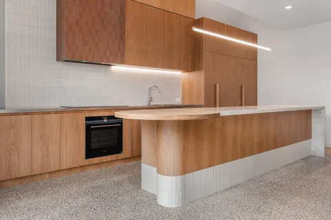 Oak Home, Abbotsford, kitchen, by TCON