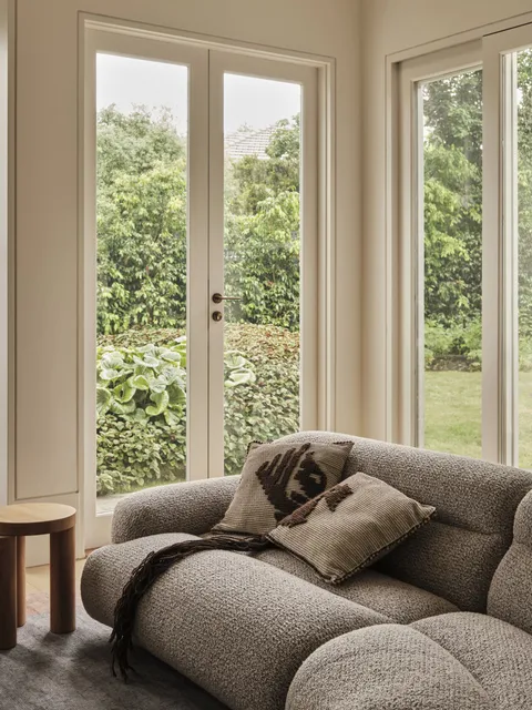 Albany, Surrey Hills, kitchen, architectural home by TCON with Mékr Studio
