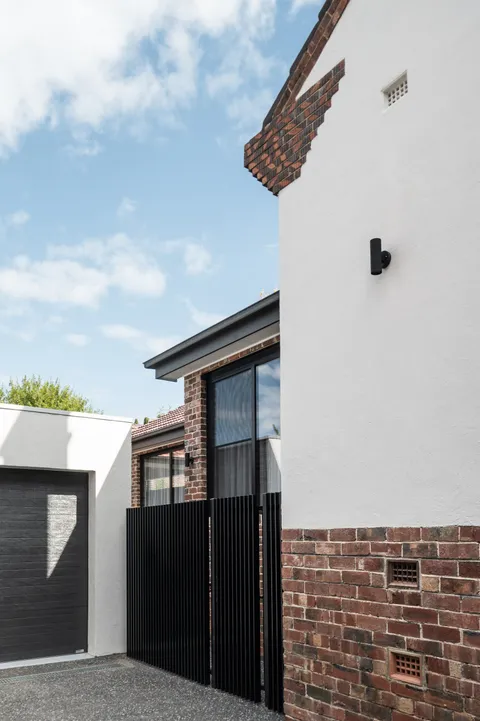 Art Deco Revival, Camberwell, feature, renovation by TCON with John Say Designs and George Marks Design