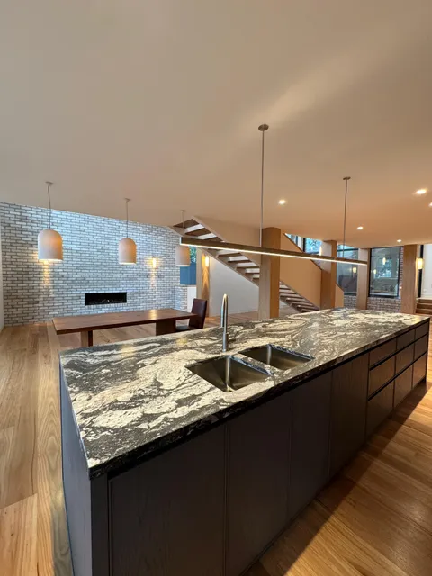 Boulevard Bungalow, Hawthorn, bathroom, renovation by TCON with Byrne Architects