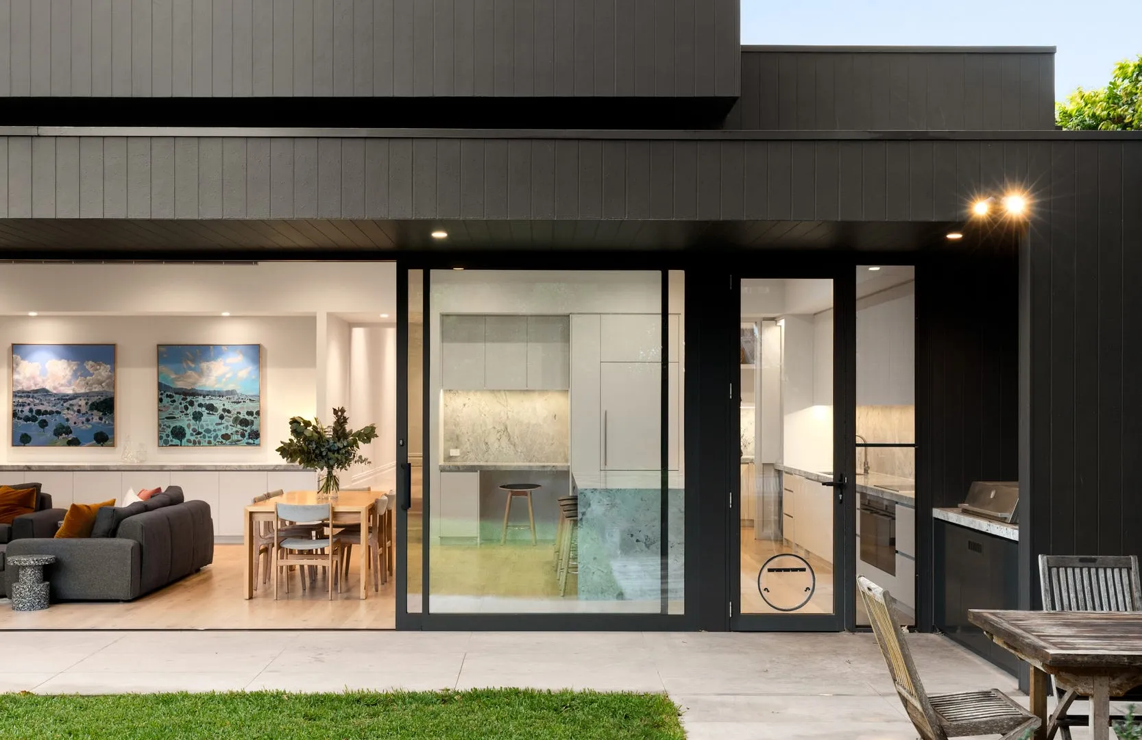 Glentilt, Glen Iris, exterior, renovation by TCON