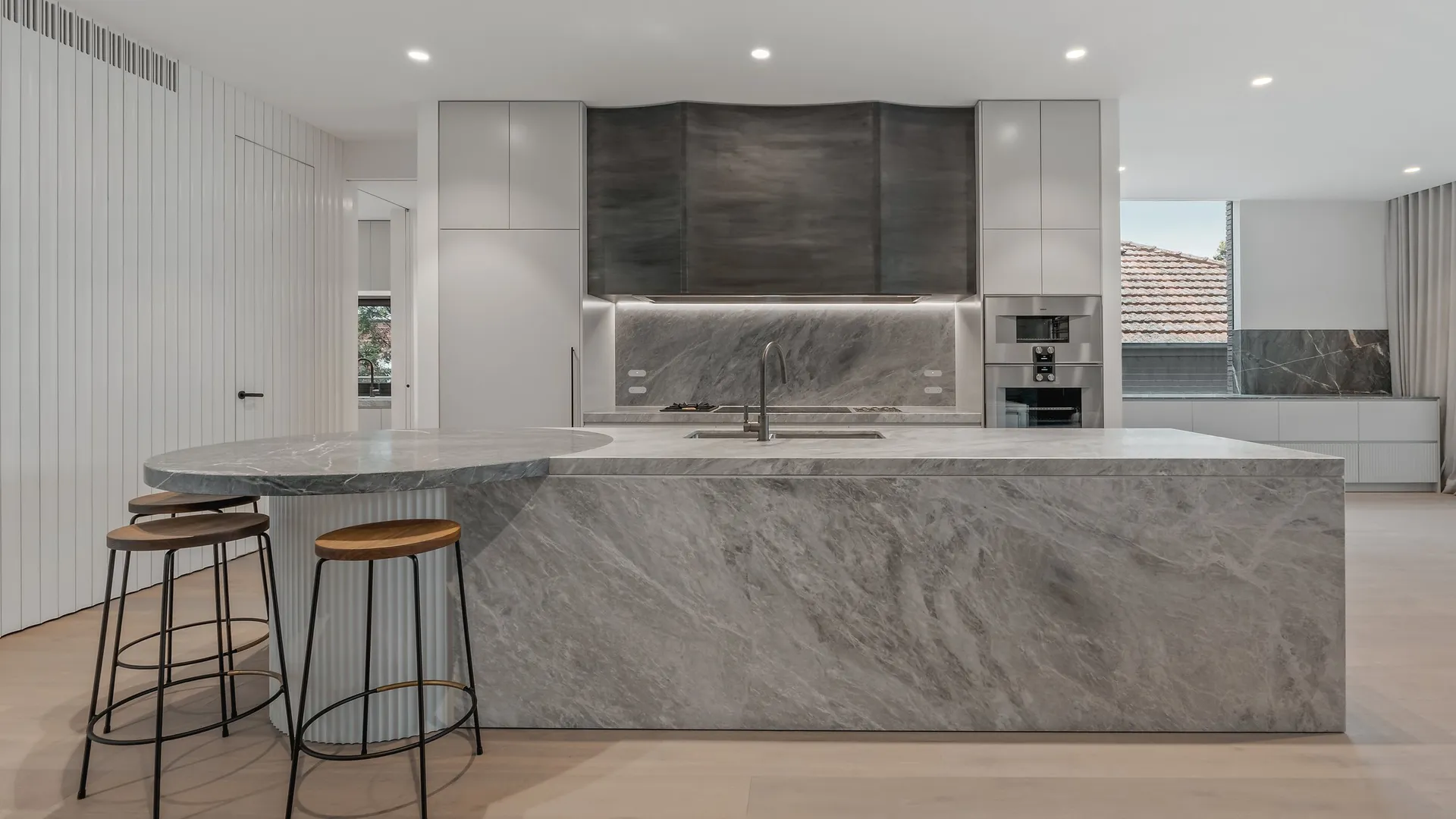 Hillcrest Bungalow, Kew, bathroom, heritage renovation by TCON with Mim Design