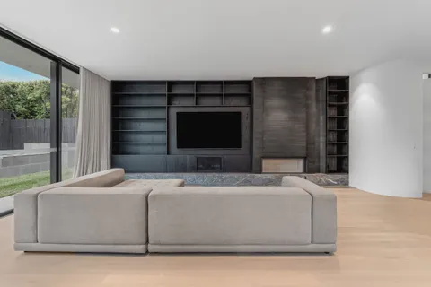 Hillcrest Bungalow, Kew, kitchen, heritage renovation by TCON with Mim Design
