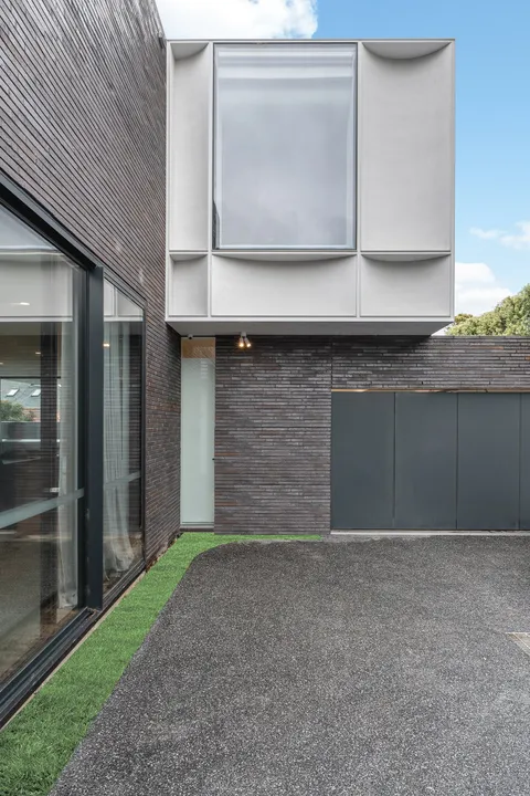Hillcrest Bungalow, Kew, stair, heritage renovation by TCON with Mim Design