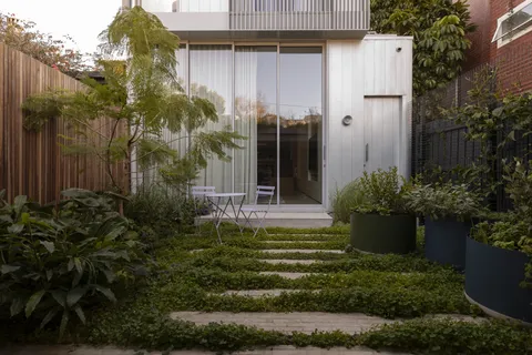 TCON build process, exterior, Denman Home, Glen Iris