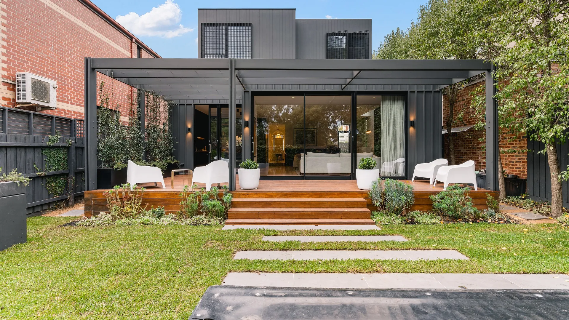 Roseberry Residence, Hawthorn East, exterior, renovation by TCON
