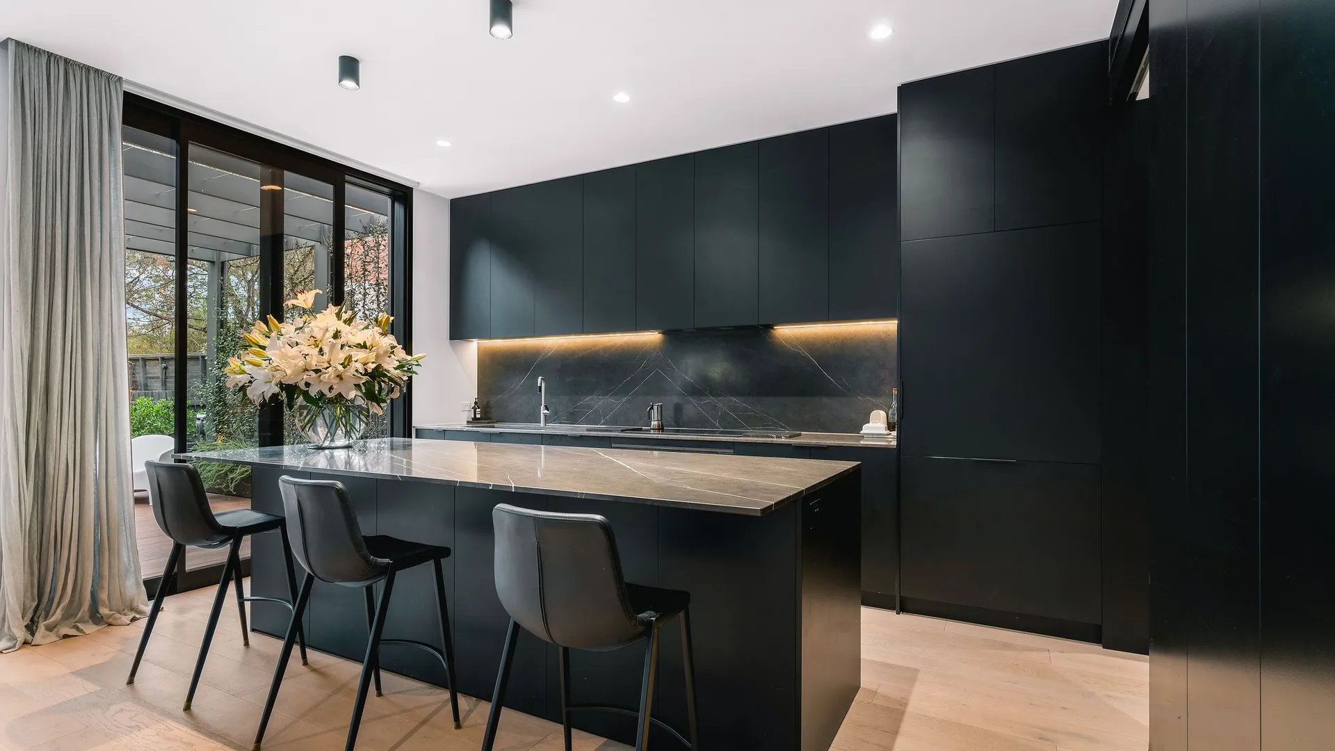Roseberry Residence, Hawthorn East, kitchen, renovation by TCON