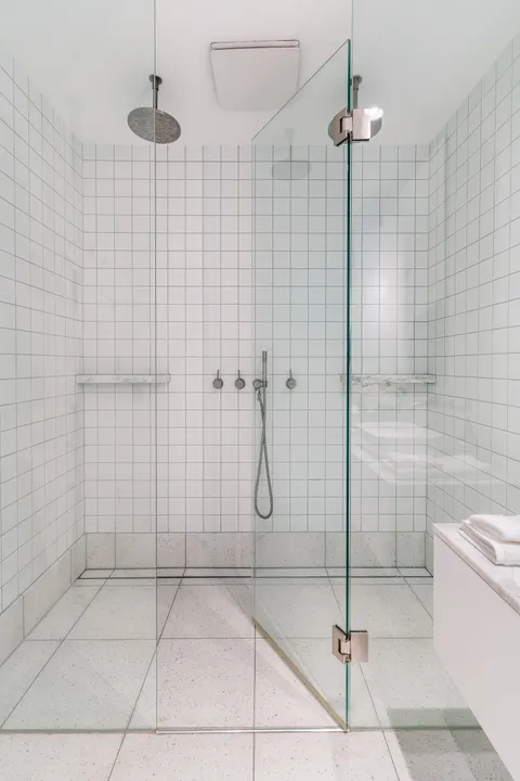Roseberry Residence, Hawthorn East, bathroom, renovation by TCON