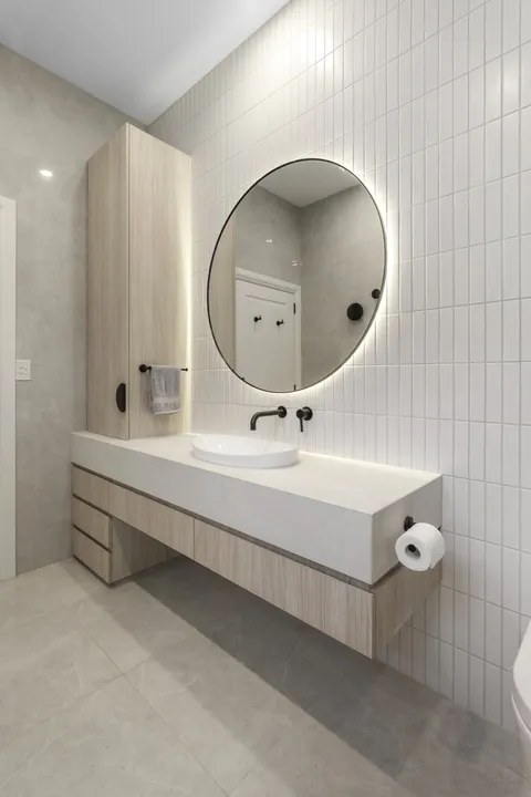 Scott Bungalow, Kew, bathroom, renovation by TCON