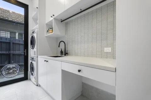 Scott Bungalow, Kew, laundry, renovation by TCON