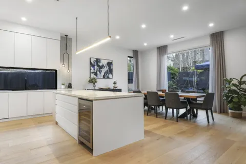 Scott Bungalow, Kew, kitchen, renovation by TCON
