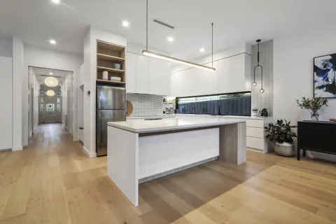 Scott Bungalow, Kew, kitchen, renovation by TCON