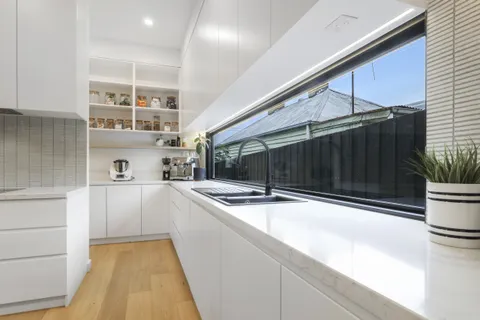 Scott Bungalow, Kew, kitchen, renovation by TCON