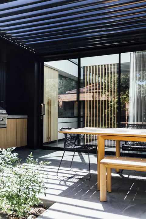 Triple Fronted Revival, Ivanhoe East, exterior, renovation by TCON