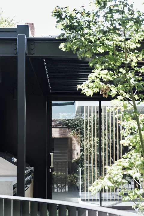 Triple Fronted Revival, Ivanhoe East, exterior, renovation by TCON