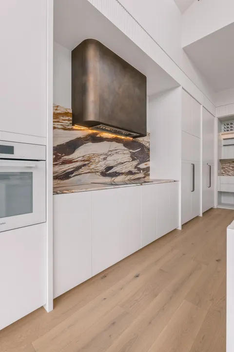 Weybridge, Surrey Hills, kitchen, renovation by TCON with Alta Architecture and George Marks Design